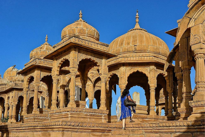 best desert camp in jaisalmer